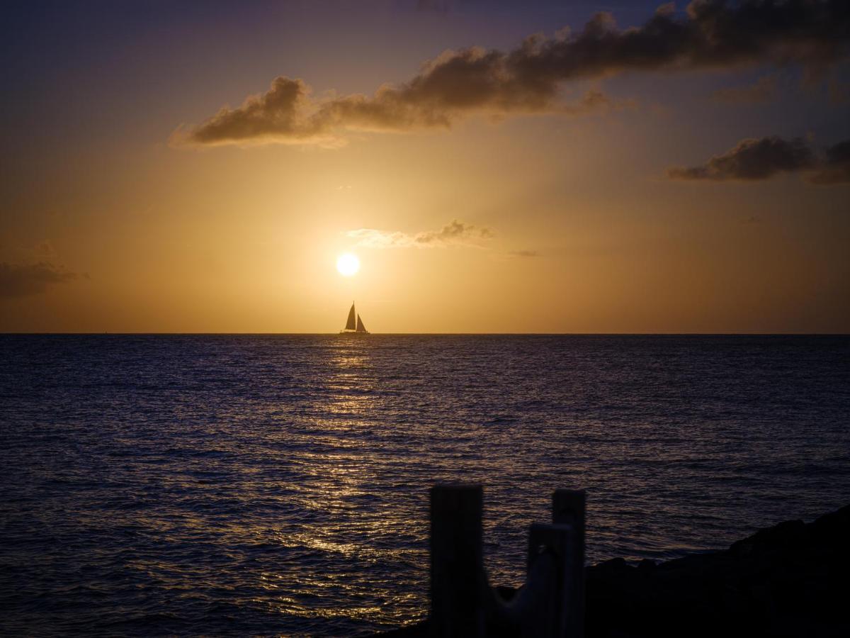 فندق The Liming Bequia Friendship المظهر الخارجي الصورة